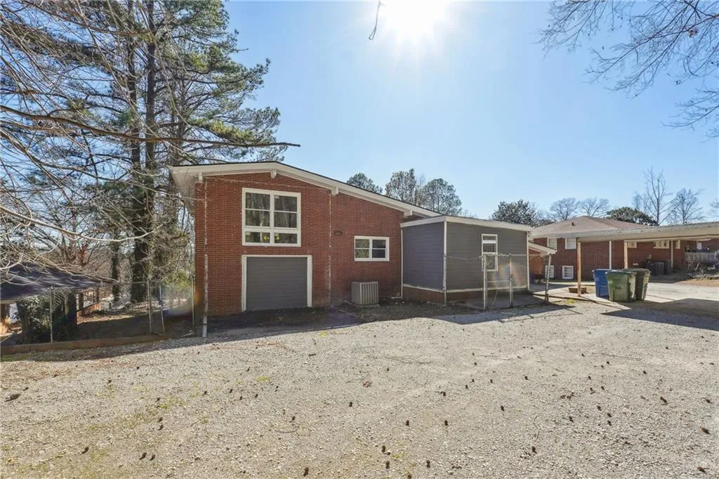 3035 Mclendon Circle Nw, Atlanta, Georgia 30318, 5 Bedrooms Bedrooms, ,2 BathroomsBathrooms,Residential,For Sale,3035 Mclendon Circle Nw,7528824