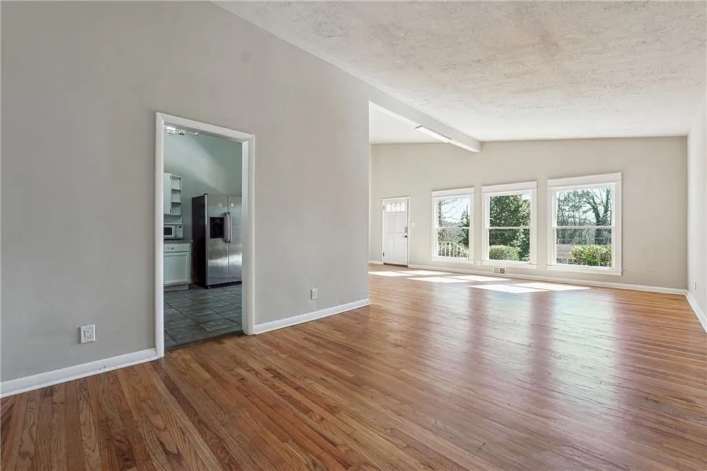 3035 Mclendon Circle Nw, Atlanta, Georgia 30318, 5 Bedrooms Bedrooms, ,2 BathroomsBathrooms,Residential,For Sale,3035 Mclendon Circle Nw,7528824