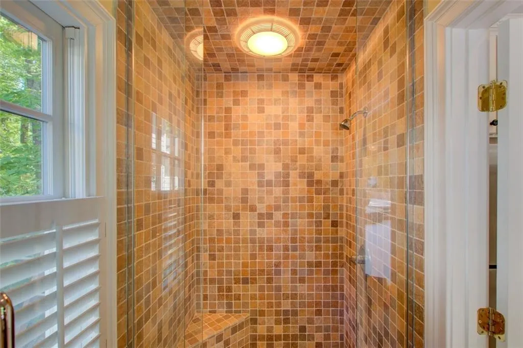 Walk in shower at the pool house