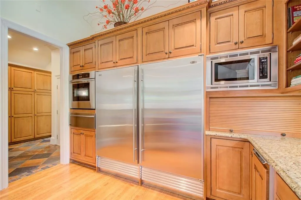 Sub-Zero Freezer and Sub-Zero Refrigerator