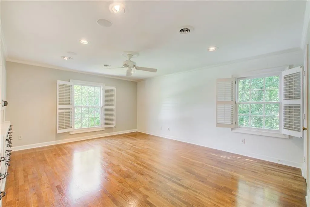 Lot of space in this primary bedroom