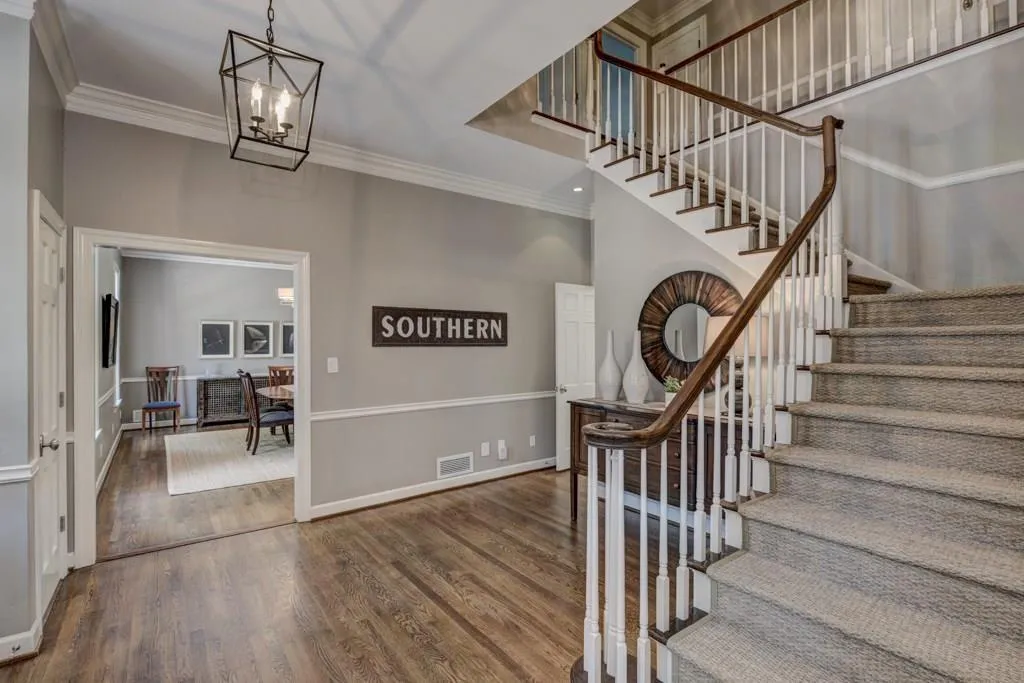 4900 Jett Road, Atlanta, Georgia 30327, 6 Bedrooms Bedrooms, ,7 BathroomsBathrooms,Residential,Sold,4900 Jett Road,6048701