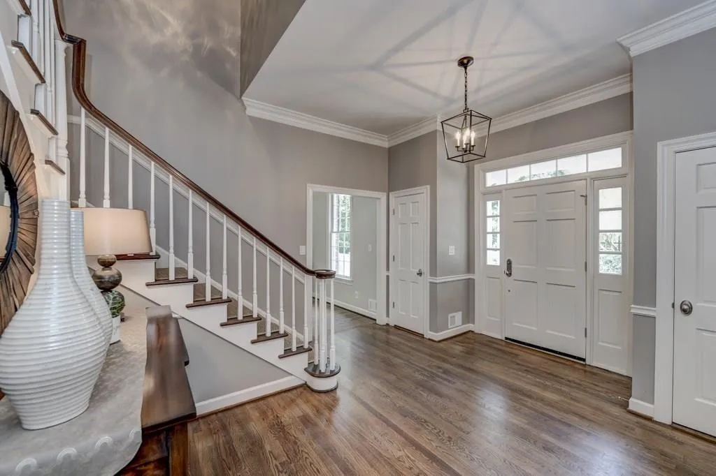 4900 Jett Road, Atlanta, Georgia 30327, 6 Bedrooms Bedrooms, ,7 BathroomsBathrooms,Residential,Sold,4900 Jett Road,6048701