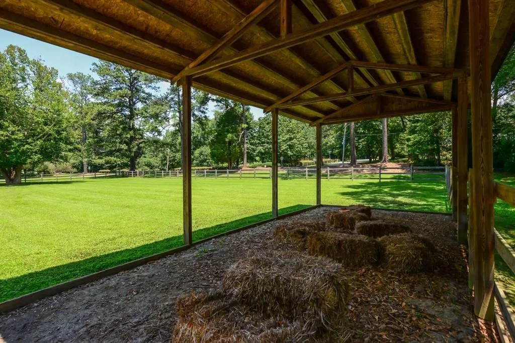 4900 Jett Road, Atlanta, Georgia 30327, 6 Bedrooms Bedrooms, ,7 BathroomsBathrooms,Residential,Sold,4900 Jett Road,6048701