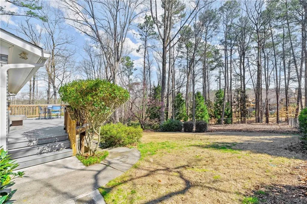 6625 Williamson Drive Ne, Atlanta, Georgia 30328, 4 Bedrooms Bedrooms, ,3 BathroomsBathrooms,Residential,Sold,6625 Williamson Drive Ne,7016822