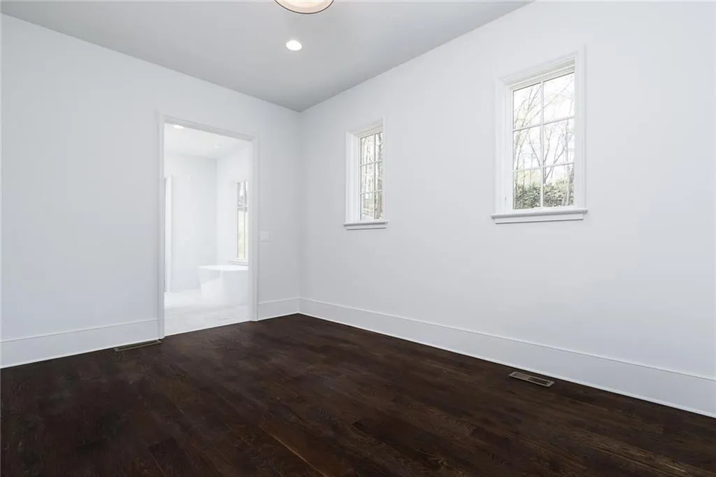 1845 Spalding Drive, Sandy Springs, Georgia 30350, 5 Bedrooms Bedrooms, ,6 BathroomsBathrooms,Residential,Sold,1845 Spalding Drive,6093410