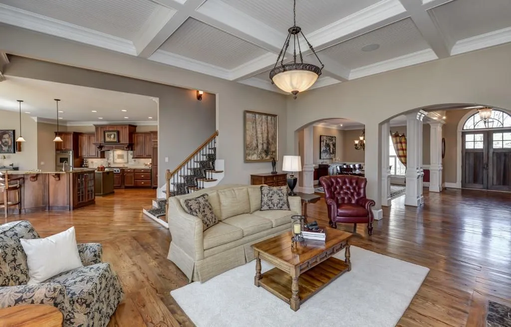 5470 Mount Vernon Parkway, Atlanta, Georgia 30327, 6 Bedrooms Bedrooms, ,6 BathroomsBathrooms,Residential,Sold,5470 Mount Vernon Parkway,5679023