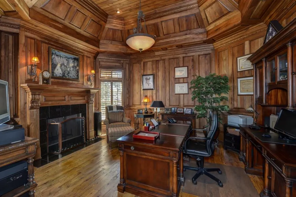 5470 Mount Vernon Parkway, Atlanta, Georgia 30327, 6 Bedrooms Bedrooms, ,6 BathroomsBathrooms,Residential,Sold,5470 Mount Vernon Parkway,5679023