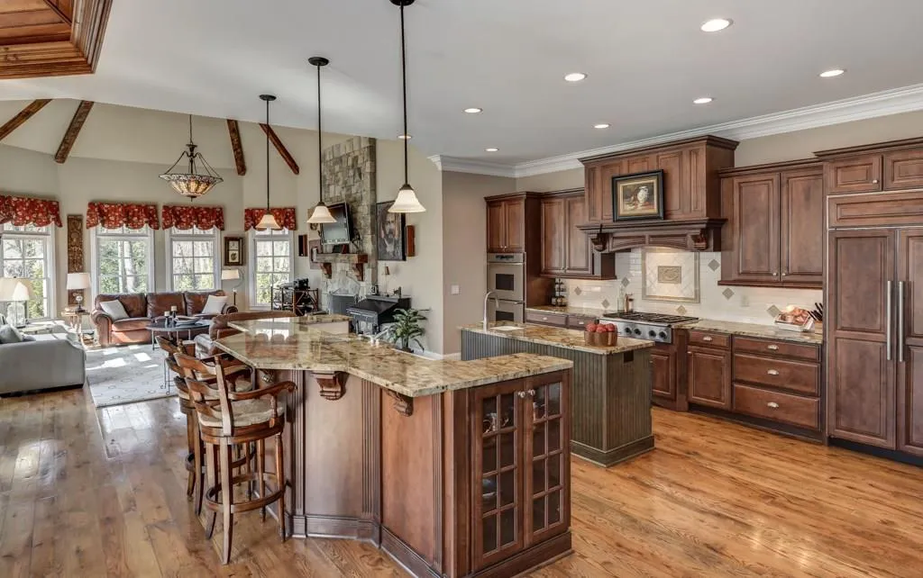 5470 Mount Vernon Parkway, Atlanta, Georgia 30327, 6 Bedrooms Bedrooms, ,6 BathroomsBathrooms,Residential,Sold,5470 Mount Vernon Parkway,5679023