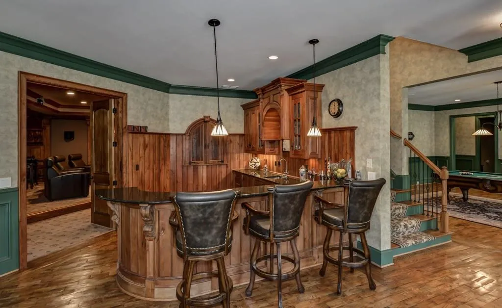 5470 Mount Vernon Parkway, Atlanta, Georgia 30327, 6 Bedrooms Bedrooms, ,6 BathroomsBathrooms,Residential,Sold,5470 Mount Vernon Parkway,5679023