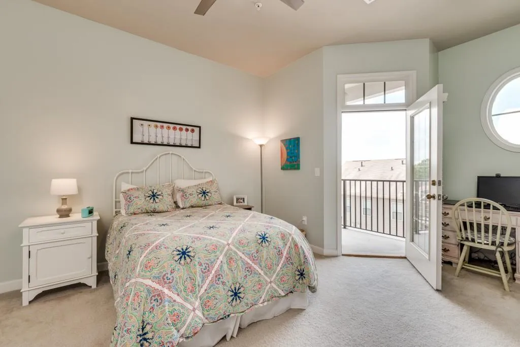 7265 Glisten Avenue Unit 131, Sandy Springs, Georgia 30328, 1 Bedroom Bedrooms, ,1 BathroomBathrooms,Residential,Sold,7265 Glisten Avenue Unit 131,6068305