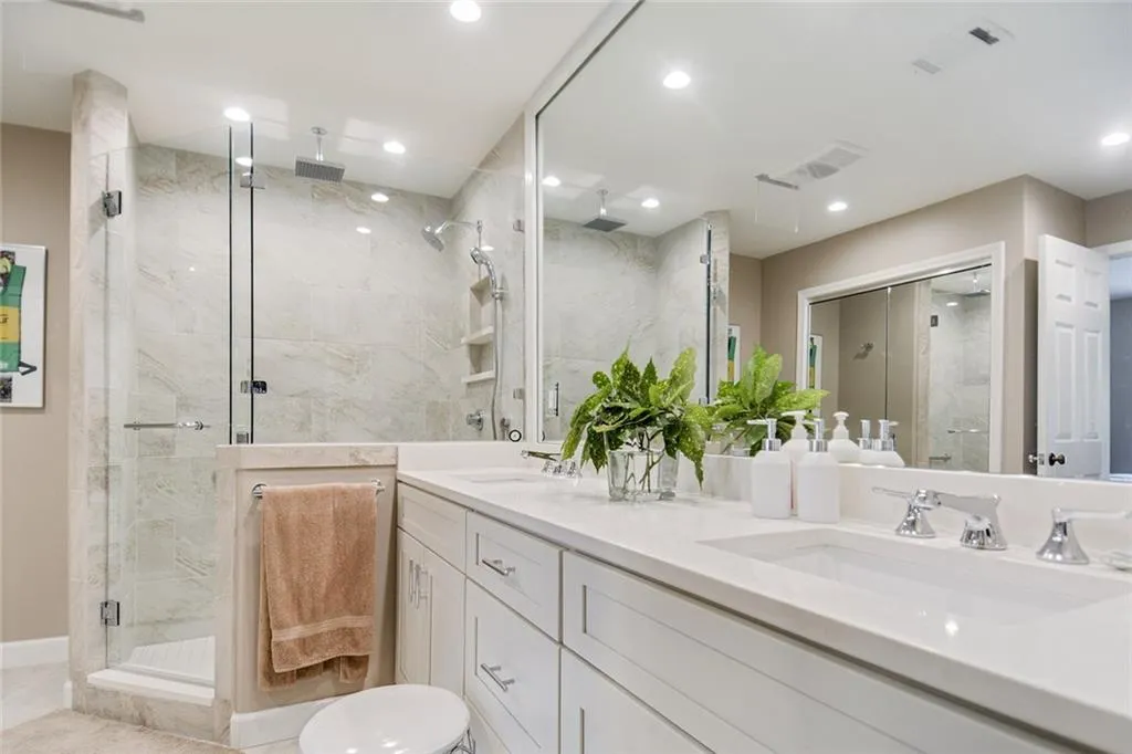 47 Willow Glen Ne, Sandy Springs, Georgia 30342, 3 Bedrooms Bedrooms, ,3 BathroomsBathrooms,Residential,Sold,47 Willow Glen Ne,6726170