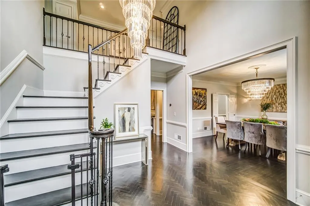 230 Gold Creek Court, Sandy Springs, Georgia 30350, 6 Bedrooms Bedrooms, ,5 BathroomsBathrooms,Residential,Sold,230 Gold Creek Court,6794527