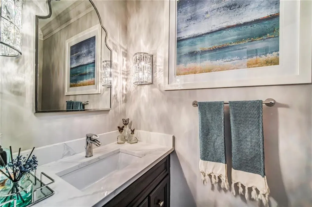 230 Gold Creek Court, Sandy Springs, Georgia 30350, 6 Bedrooms Bedrooms, ,5 BathroomsBathrooms,Residential,Sold,230 Gold Creek Court,6794527