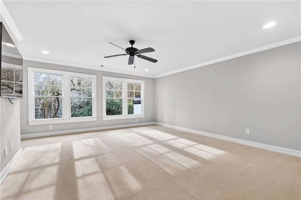 Great space for playroom, media room or family crash pad