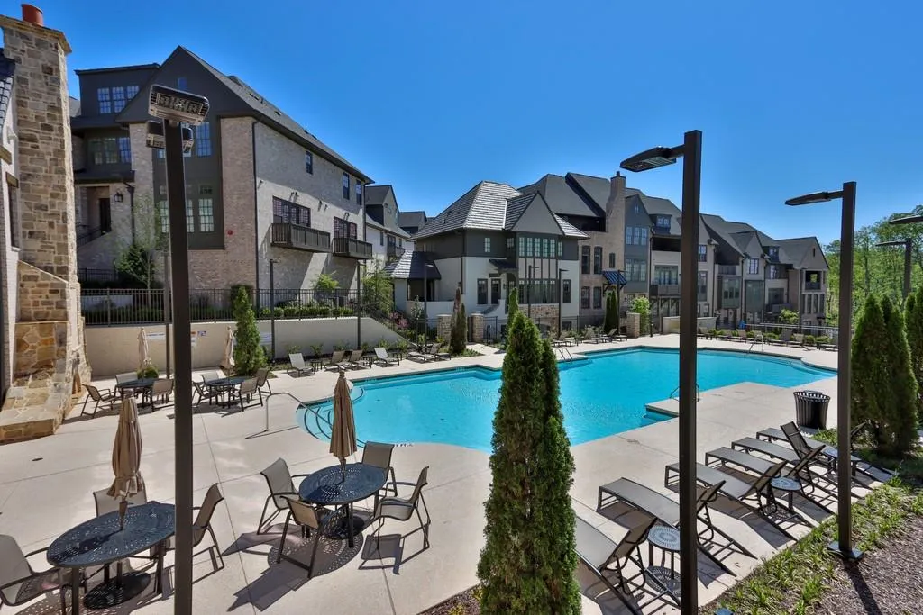 6676 Cadence Boulevard, Sandy Springs, Georgia 30328, 2 Bedrooms Bedrooms, ,2 BathroomsBathrooms,Residential,Sold,6676 Cadence Boulevard,6709370