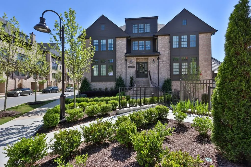 6676 Cadence Boulevard, Sandy Springs, Georgia 30328, 2 Bedrooms Bedrooms, ,2 BathroomsBathrooms,Residential,Sold,6676 Cadence Boulevard,6709370