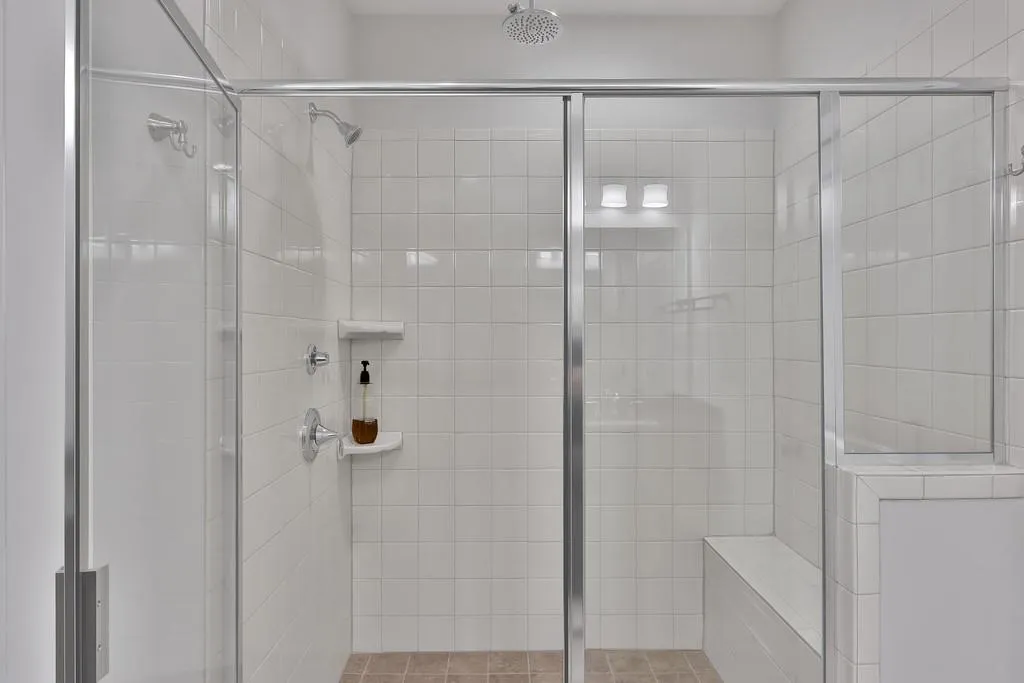 6676 Cadence Boulevard, Sandy Springs, Georgia 30328, 2 Bedrooms Bedrooms, ,2 BathroomsBathrooms,Residential,Sold,6676 Cadence Boulevard,6709370