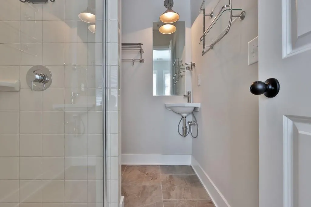 6676 Cadence Boulevard, Sandy Springs, Georgia 30328, 2 Bedrooms Bedrooms, ,2 BathroomsBathrooms,Residential,Sold,6676 Cadence Boulevard,6709370