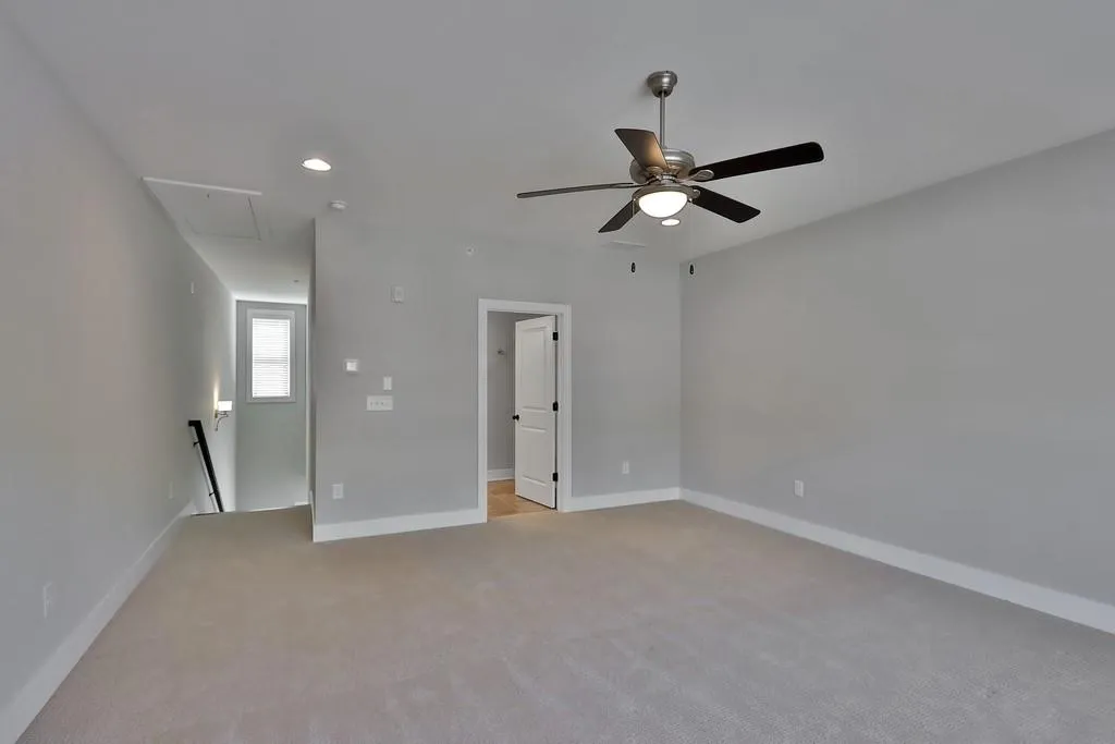6676 Cadence Boulevard, Sandy Springs, Georgia 30328, 2 Bedrooms Bedrooms, ,2 BathroomsBathrooms,Residential,Sold,6676 Cadence Boulevard,6709370