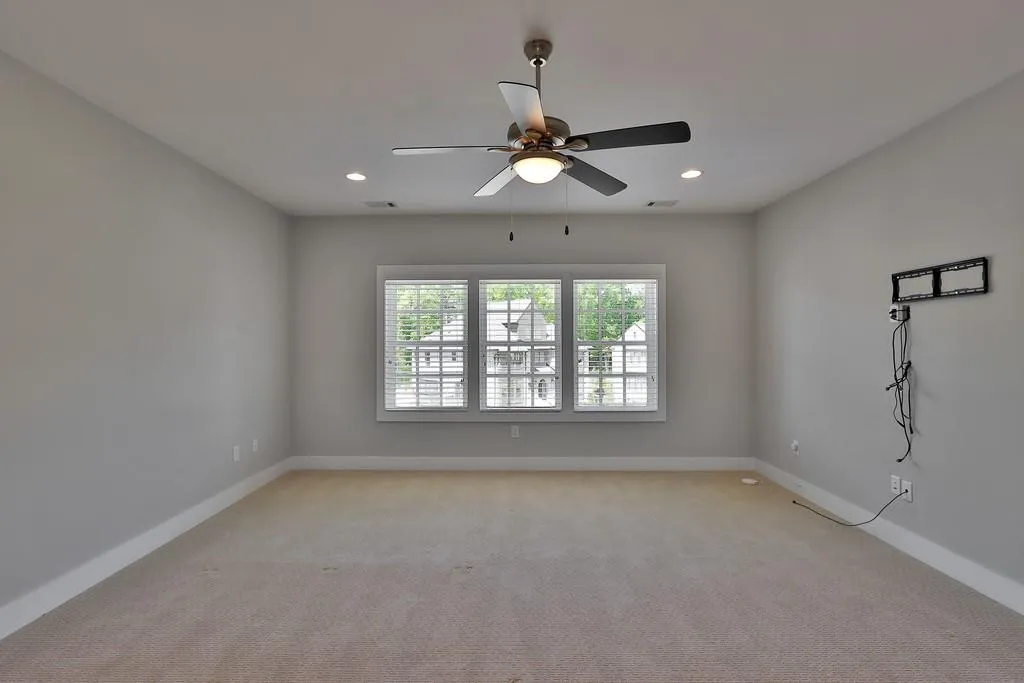 6676 Cadence Boulevard, Sandy Springs, Georgia 30328, 2 Bedrooms Bedrooms, ,2 BathroomsBathrooms,Residential,Sold,6676 Cadence Boulevard,6709370