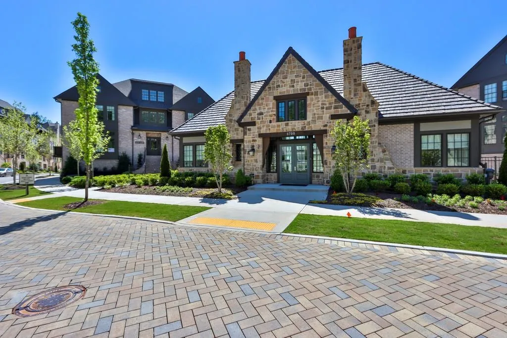 6676 Cadence Boulevard, Sandy Springs, Georgia 30328, 2 Bedrooms Bedrooms, ,2 BathroomsBathrooms,Residential,Sold,6676 Cadence Boulevard,6709370