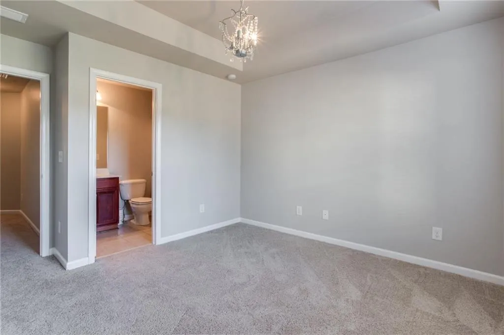 7225 Highland Bluff Unit 3, Sandy Springs, Georgia 30328, 3 Bedrooms Bedrooms, ,3 BathroomsBathrooms,Residential,Sold,7225 Highland Bluff Unit 3,5937657