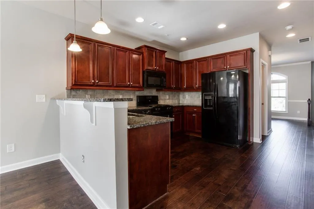 7225 Highland Bluff Unit 3, Sandy Springs, Georgia 30328, 3 Bedrooms Bedrooms, ,3 BathroomsBathrooms,Residential,Sold,7225 Highland Bluff Unit 3,5937657