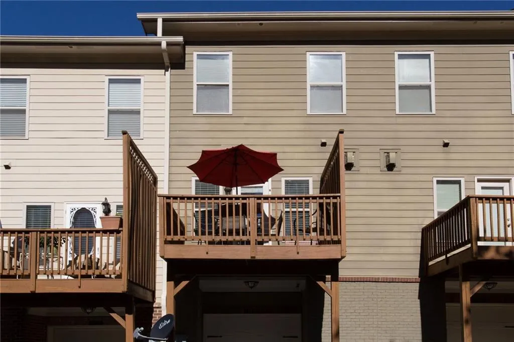 7225 Highland Bluff Unit 3, Sandy Springs, Georgia 30328, 3 Bedrooms Bedrooms, ,3 BathroomsBathrooms,Residential,Sold,7225 Highland Bluff Unit 3,5937657