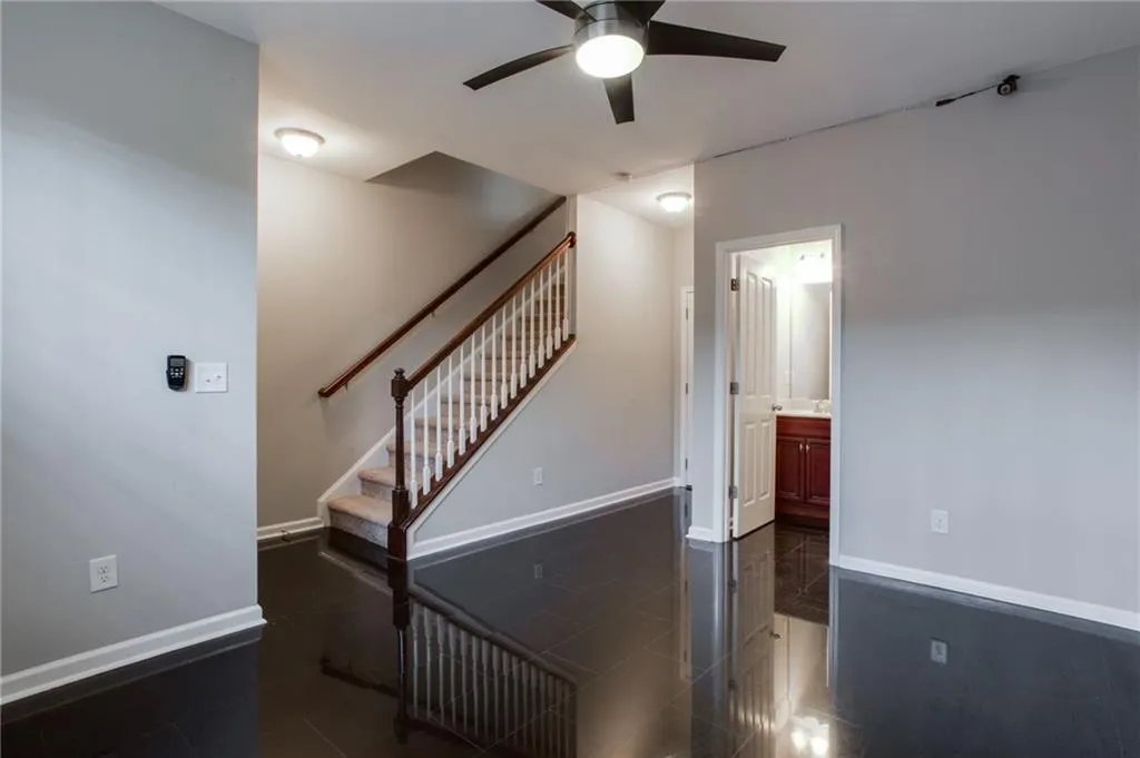 7225 Highland Bluff Unit 3, Sandy Springs, Georgia 30328, 3 Bedrooms Bedrooms, ,3 BathroomsBathrooms,Residential,Sold,7225 Highland Bluff Unit 3,5937657