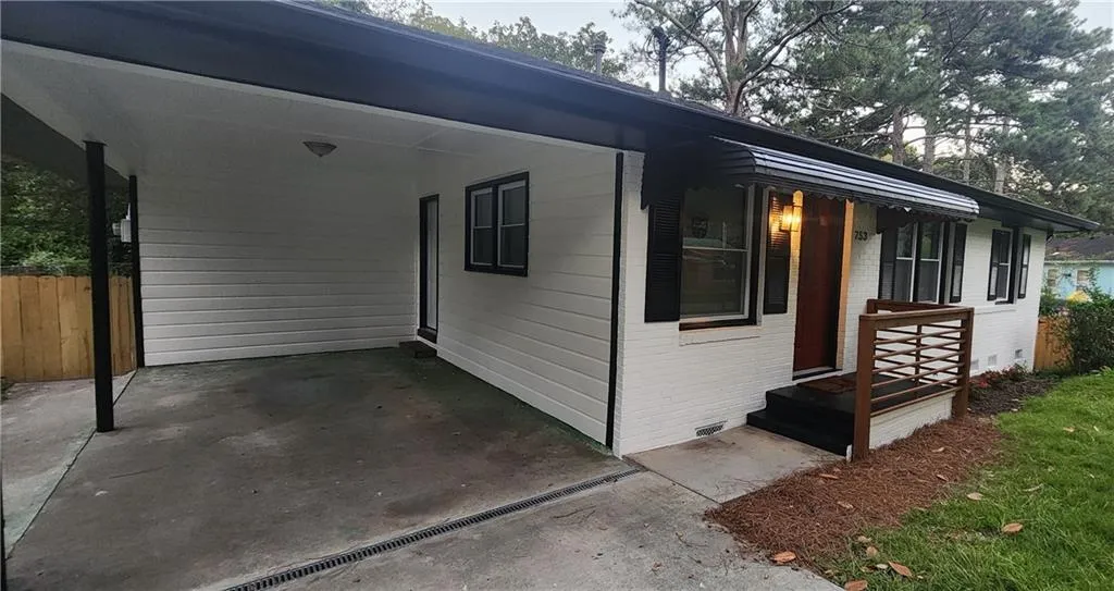 753 Commodore Drive, Atlanta, Georgia 30318, 3 Bedrooms Bedrooms, ,1 BathroomBathrooms,Residential,For Sale,753 Commodore Drive,7619436