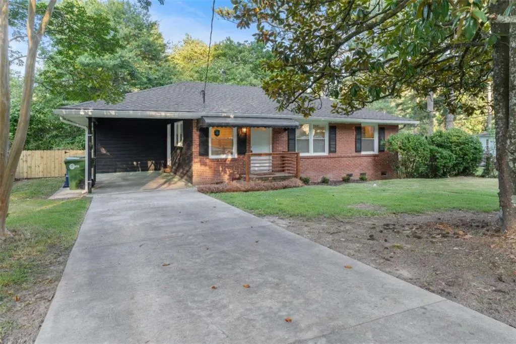 753 Commodore Drive, Atlanta, Georgia 30318, 3 Bedrooms Bedrooms, ,1 BathroomBathrooms,Residential,For Sale,753 Commodore Drive,7619436