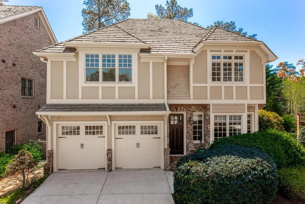 6360 Cotswold Lane, Atlanta, Georgia 30328, 5 Bedrooms Bedrooms, ,4 BathroomsBathrooms,Residential,Sold,6360 Cotswold Lane,6865509