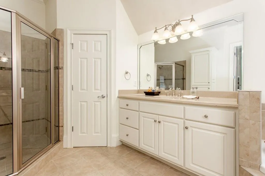 6360 Cotswold Lane, Atlanta, Georgia 30328, 5 Bedrooms Bedrooms, ,4 BathroomsBathrooms,Residential,Sold,6360 Cotswold Lane,6865509