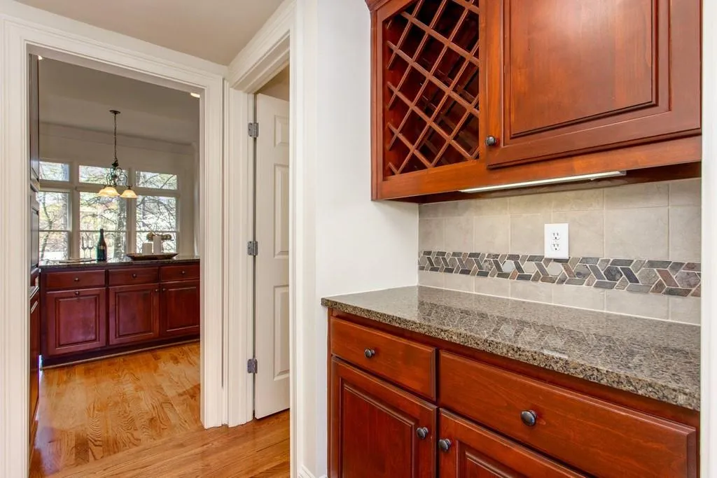 6360 Cotswold Lane, Atlanta, Georgia 30328, 5 Bedrooms Bedrooms, ,4 BathroomsBathrooms,Residential,Sold,6360 Cotswold Lane,6865509