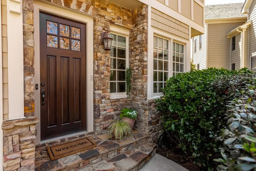 6360 Cotswold Lane, Atlanta, Georgia 30328, 5 Bedrooms Bedrooms, ,4 BathroomsBathrooms,Residential,Sold,6360 Cotswold Lane,6865509