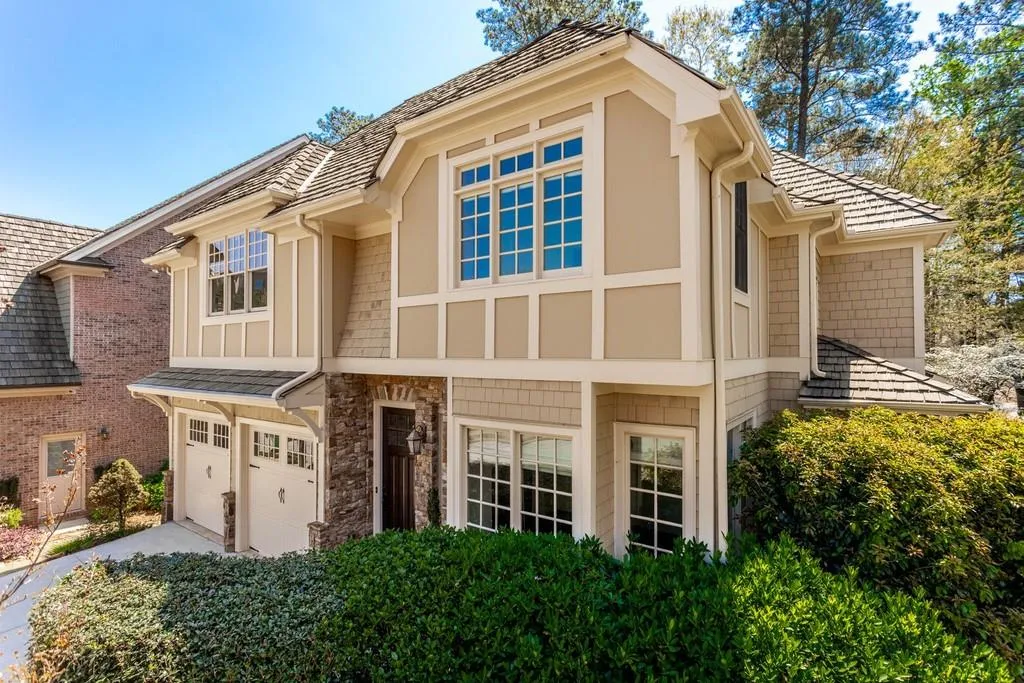 6360 Cotswold Lane, Atlanta, Georgia 30328, 5 Bedrooms Bedrooms, ,4 BathroomsBathrooms,Residential,Sold,6360 Cotswold Lane,6865509