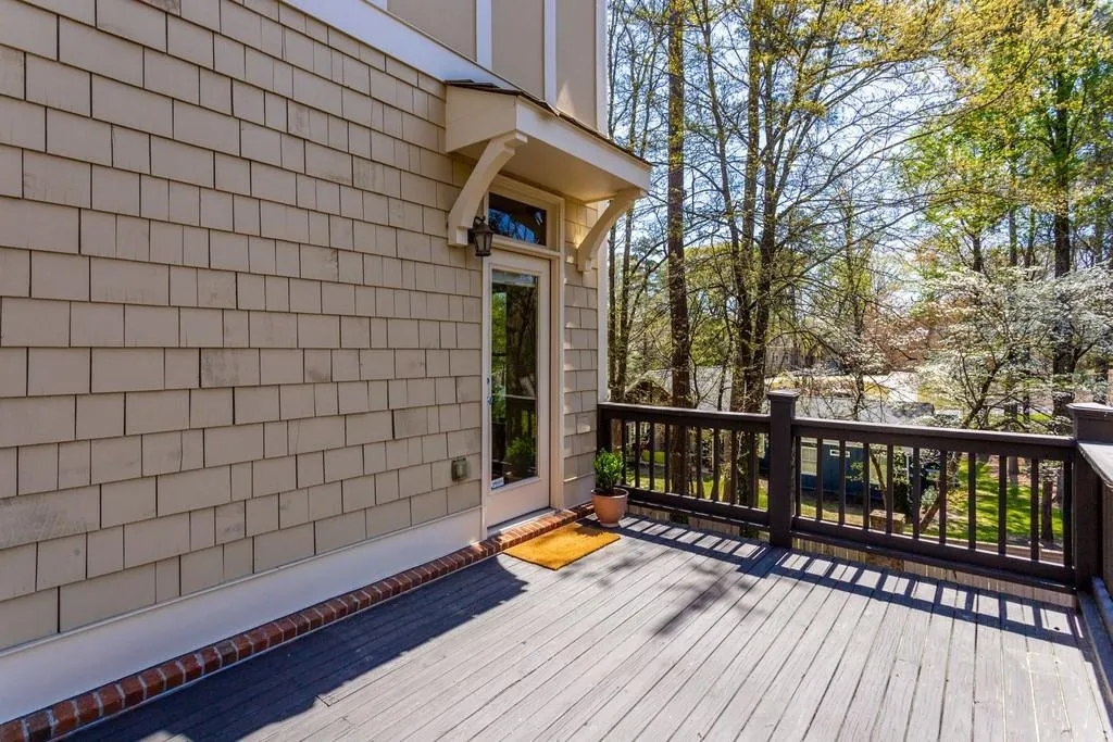 6360 Cotswold Lane, Atlanta, Georgia 30328, 5 Bedrooms Bedrooms, ,4 BathroomsBathrooms,Residential,Sold,6360 Cotswold Lane,6865509