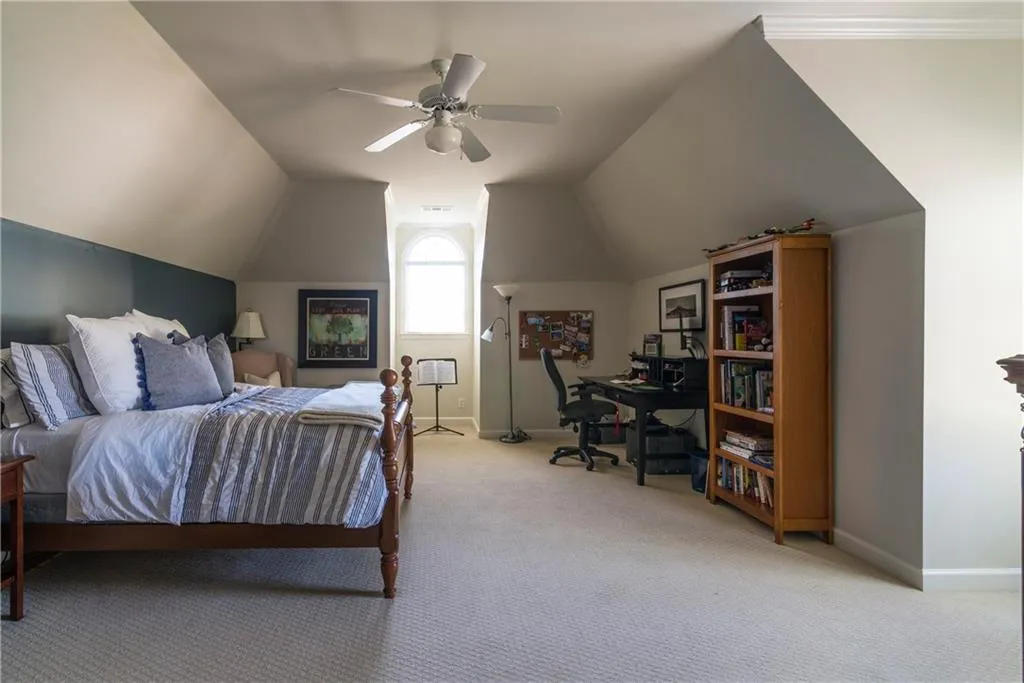 7815 Nesbit Ferry Road, Dunwoody, Georgia 30350, 5 Bedrooms Bedrooms, ,6 BathroomsBathrooms,Residential,Sold,7815 Nesbit Ferry Road,5670918
