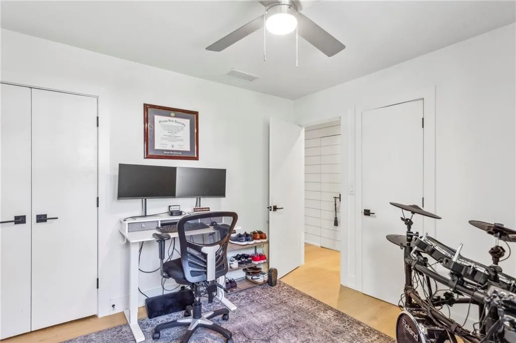 1767 Defoor Avenue Nw Unit D, Atlanta, Georgia 30318, 2 Bedrooms Bedrooms, ,2 BathroomsBathrooms,Residential,For Sale,1767 Defoor Avenue Nw Unit D,7597562