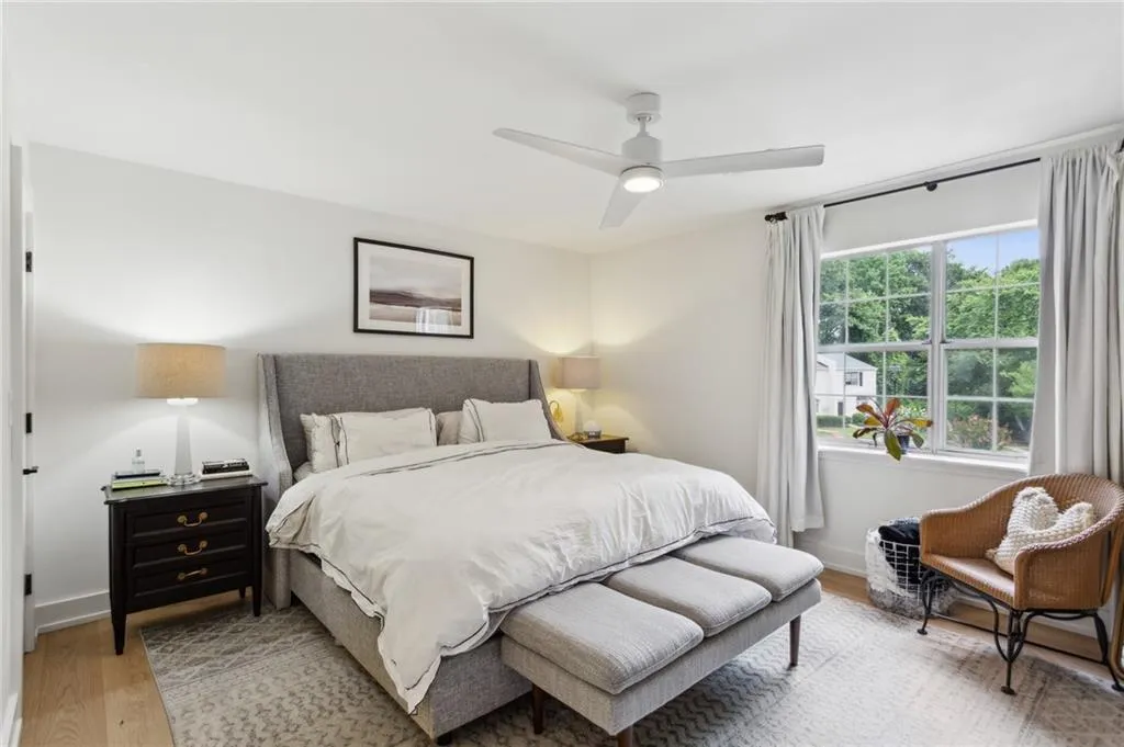 1767 Defoor Avenue Nw Unit D, Atlanta, Georgia 30318, 2 Bedrooms Bedrooms, ,2 BathroomsBathrooms,Residential,For Sale,1767 Defoor Avenue Nw Unit D,7597562