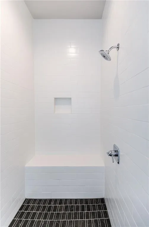 5325 Green Hill Place Ne, Atlanta, Georgia 30342, 4 Bedrooms Bedrooms, ,3 BathroomsBathrooms,Residential,Sold,5325 Green Hill Place Ne,6044354