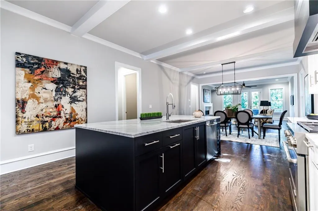 5325 Green Hill Place Ne, Atlanta, Georgia 30342, 4 Bedrooms Bedrooms, ,3 BathroomsBathrooms,Residential,Sold,5325 Green Hill Place Ne,6044354