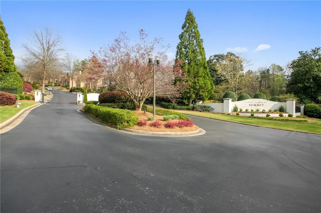 245 Lake Summit View, Atlanta, Georgia 30342, 5 Bedrooms Bedrooms, ,4 BathroomsBathrooms,Residential,Sold,245 Lake Summit View,6856147 245 Lake Summit View, Atlanta, Georgia 30342, 5 Bedrooms Bedrooms, ,4 BathroomsBathrooms,Residential,Sold,245 Lake Summit View,6856147