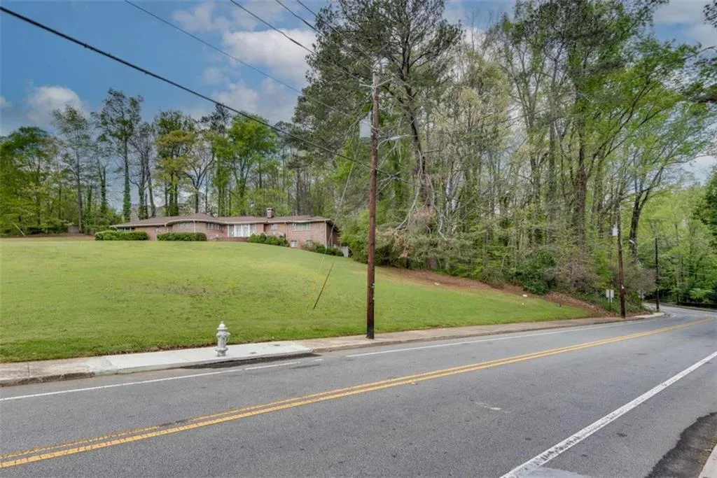 4276 Wieuca Road Ne, Atlanta, Georgia 30342, 3 Bedrooms Bedrooms, ,2 BathroomsBathrooms,Land,For Sale,4276 Wieuca Road Ne,7559620