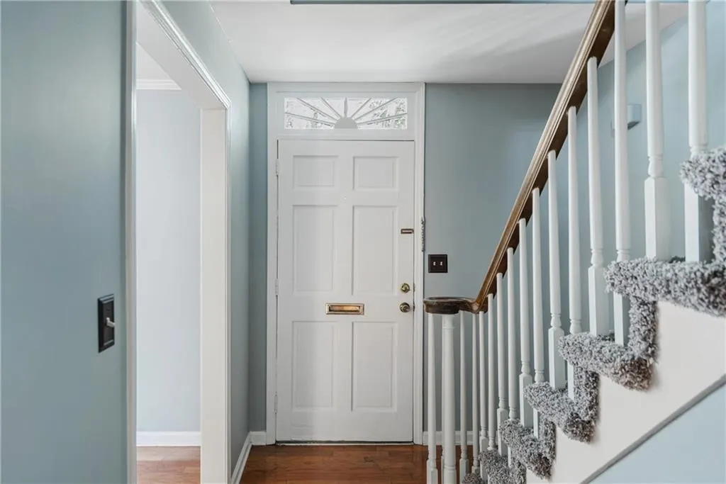 6520 Roswell Road Unit 52, Atlanta, Georgia 30328, 2 Bedrooms Bedrooms, ,1 BathroomBathrooms,Residential,Sold,6520 Roswell Road Unit 52,7029366