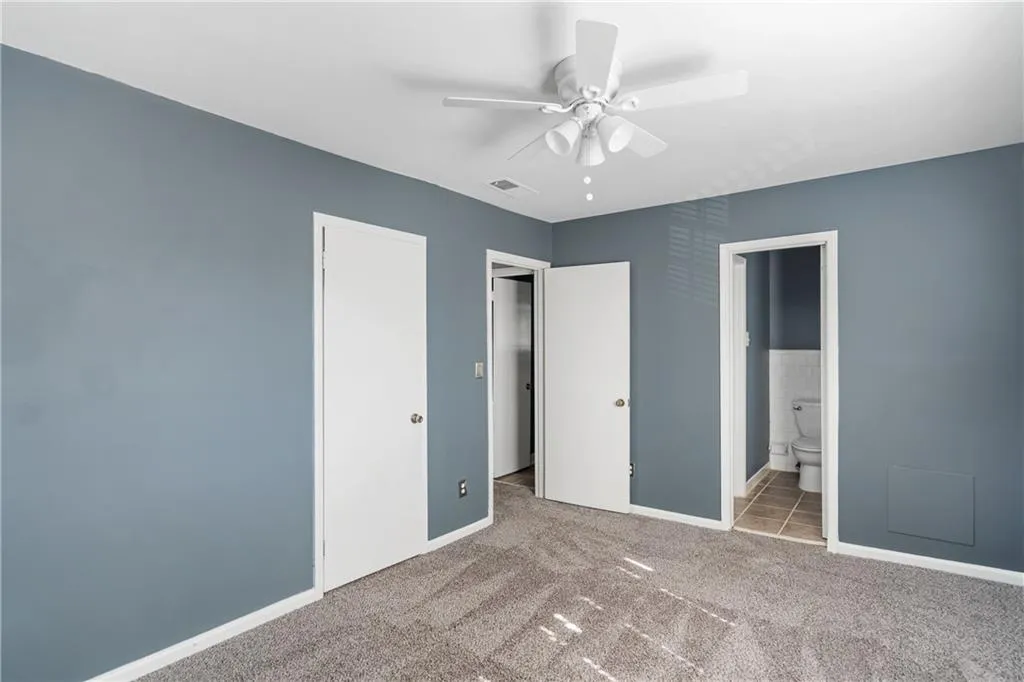 6520 Roswell Road Unit 52, Atlanta, Georgia 30328, 2 Bedrooms Bedrooms, ,1 BathroomBathrooms,Residential,Sold,6520 Roswell Road Unit 52,7029366