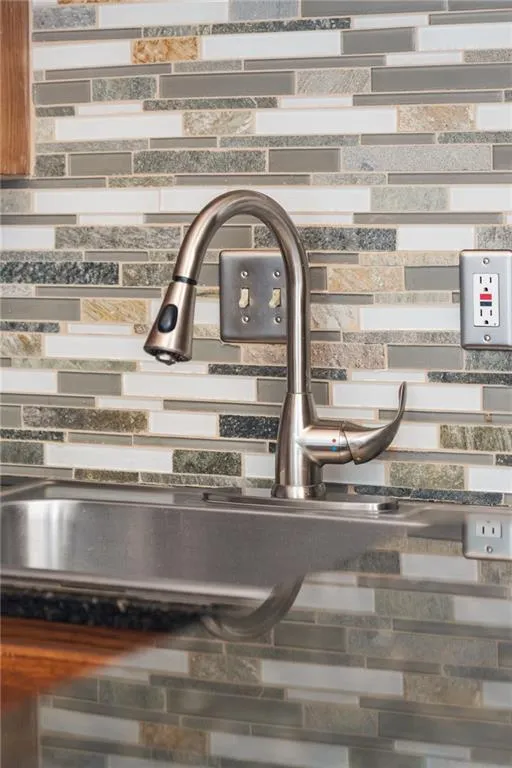 6520 Roswell Road Unit 52, Atlanta, Georgia 30328, 2 Bedrooms Bedrooms, ,1 BathroomBathrooms,Residential,Sold,6520 Roswell Road Unit 52,7029366