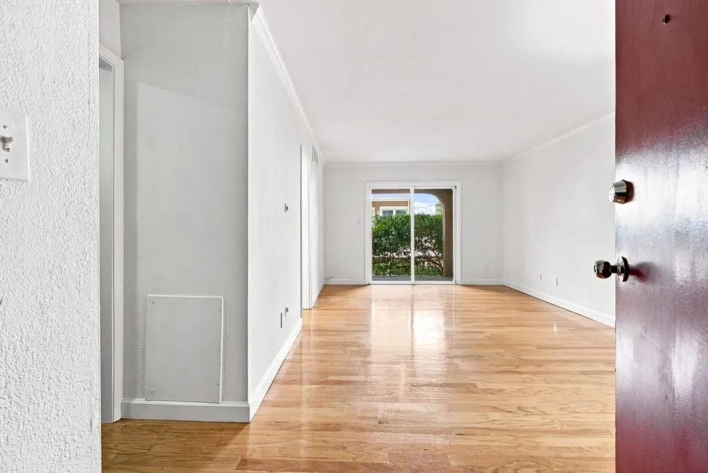 395 Pharr Road Ne Unit 208, Atlanta, Georgia 30305, 1 Bedroom Bedrooms, 0 ,1 BathroomBathrooms,Residential,For Sale,395 Pharr Road Ne Unit 208,7824346
