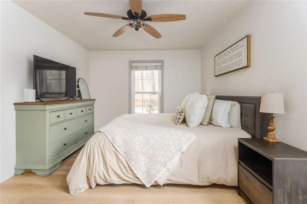 Oversized owner's suite